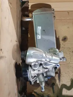 EGR-venttiili VW Amarok 2.0 BiTDI 03L131512DM