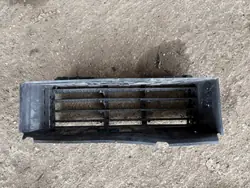 OEM 214F60895R Ilmakanavan säleikkö Dacia Sandero Joggerille