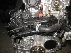 Carcasa termostato lynk&co para Volvo XC40 T3/T5 Híbrido