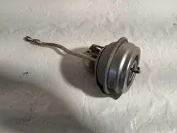 Actuador Turbo BMW OEM 8570244 - Usado