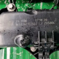 Couvercle de soupape A6540102602 Mercedes-Benz OM654