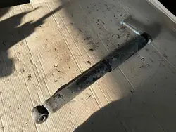 Bakre Stötdämpare OEM A9063261300 för Mercedes Sprinter