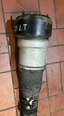 MIECH LEWY TYŁ S W220 Mola Airmatic Suspensão