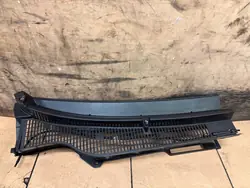 Höger plast vindrutepelare OEM 72333-54P1 Suzuki