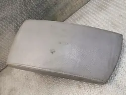 BMW X3 E83 keskikonsolin käsinoja OEM MDY17495