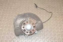 Mercedes-Benz CLS C218 Vänster Framhjulsnav