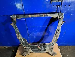 Trilhos dianteiros Volvo XC70 II 3.2L 2015 OEM 31201148