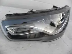 AUDI A1 Phare Xenon Côté Gauche 8X0941043