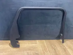 Moldura porta traseira esquerda Land Rover OEM DK6225515A