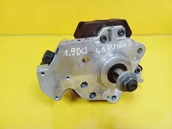 Brandstofpomp Renault Laguna II 1.9 DCI 8200342594 / 0445010087