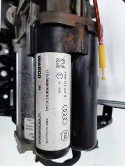 Compresseur suspension Audi Q7 OEM 4M0616005H
