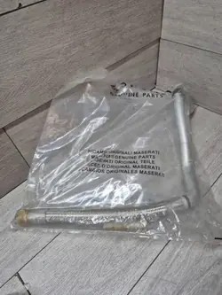 Tubo óleo Maserati 4200 OEM 188718 - Usado