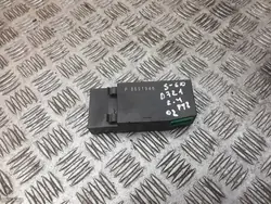 Begagnad Volvo V70 ECU OEM 8691946 för 2.4 bensin