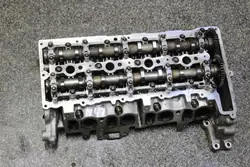 BMW N47 Zylinderkopf komplett mit Nockenwellen 7810465