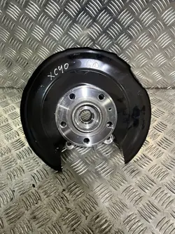 Volvo XC40 2019 Moyeu roue arrière OEM 32221150