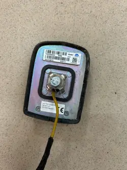 Antennesensor OEM 68293949AA voor Jeep Wrangler JL