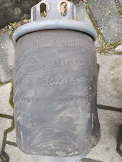 Bolsa suspensão ar OEM 1234567 - Usado