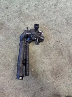 Mercedes Termostat C-Class 2018-2020 OEM 2742000015