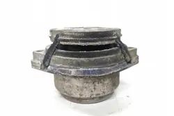 Moottorin kiinnike AUDI A6 AVANT 2.7L diesel OEM 4B0399151M