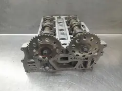 OPEL 1.0 12V Z10XEP Sylinterikansi & Nokka-akselit 55564106