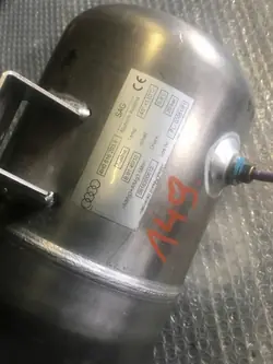 Depósito suspensión aire Audi A8 S8 OEM 4H0616203E