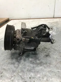 Compresseur de Climatisation Dacia Dokker 926001489R