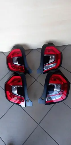 LÁMPARA TRASERA RENAULT TWINGO III DERECHA 265503121R IZQUIERDA 265551677R