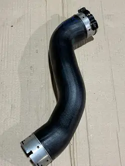 Tuyau d'air intercooler Mercedes A2045282782
