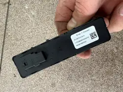 Tesla Model Y takaistuimen taittopaneeli OEM 6935172217137