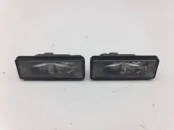 Conjunto iluminação matrícula OEM AMD178553 - Usado