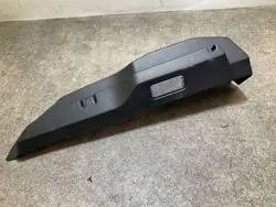 Peça de acabamento OEM 118538A0 para Citroën C4 III