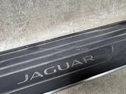 Linker Schwellertritt OEM T4A40172 für Jaguar F-Pace
