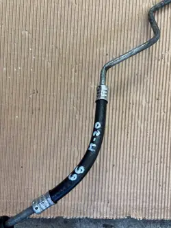 Mercedes-Benz Oljekylarledning OEM A642180 - Begagnad