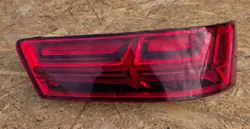 LÁMPARA TRASERA DERECHA MATRIX LED AUDI Q7 4M0