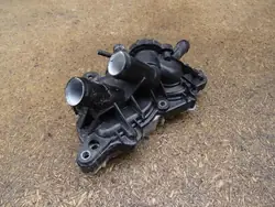 Pompe à eau A3 8V GOLF VII LEON III 1.4 TFSI 04E121042L