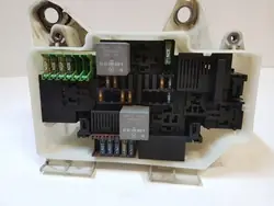 MERCEDES W205 CAJA DE FUSIBLES A2055400082