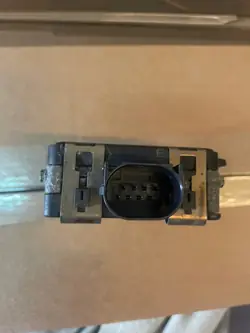 Audi Q7 kaistanvaihtoavustin tutka OEM 4M0907566B