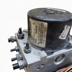 Contrôleur Pompe ABS Ford OEM 8V592C405CC Occasion