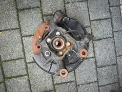 Vorderes rechtes Achsschenkel OEM LEXUS NX PIASTA ZWROTNICA