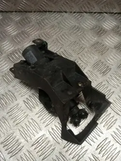 Bico lavador farol Mazda 3 2007 dianteiro esquerdo OEM P3830