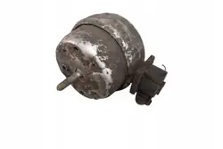 Moottorin tuki AUDI A6 (4B2, C5) 2000 OEM 4B0199379A