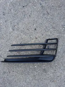 Grille de pare-chocs gauche AUDI A1