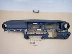 OEM instrumentbrädakonsol RHD UK Mercedes E-klass W213