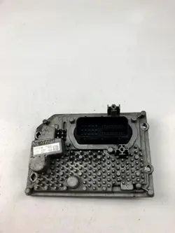 Ordinateur de boîte Volvo XC40 OEM 28137457