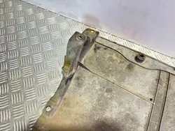 Protection de caisse moteur Mazda OEM K6805 - Pièce d'origine