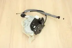 Fram vänster dörrlås 7 pin Audi A6 C7 8J1837015E