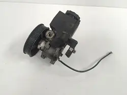Pompe de direction assistée Mercedes-Benz Classe C W203 A0024668401