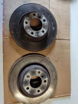Disco de freno delantero usado OEM AAA9574 BMW 3