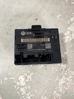 Audi Dörrmodul OEM 8K0959795C - Begagnad