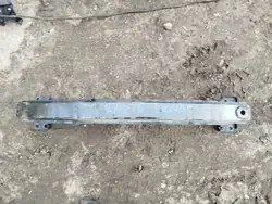 SKODA RAPID Etupuskuri